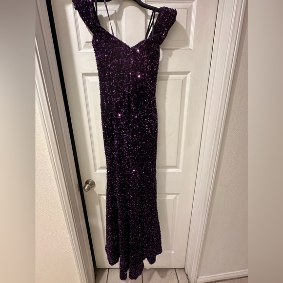 Dark purple prom dress - Picture 4 of 7